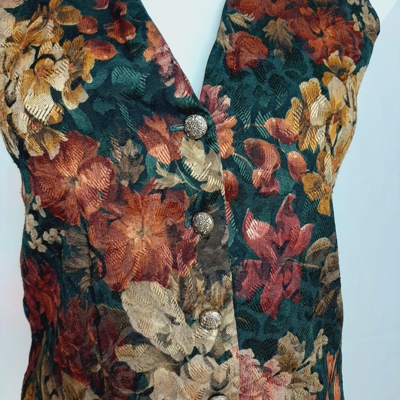 Erica simone floral vest - Picture 4 of 4